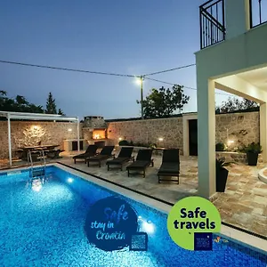 Villa Castello Coza Zadarvillas, Vinjerac